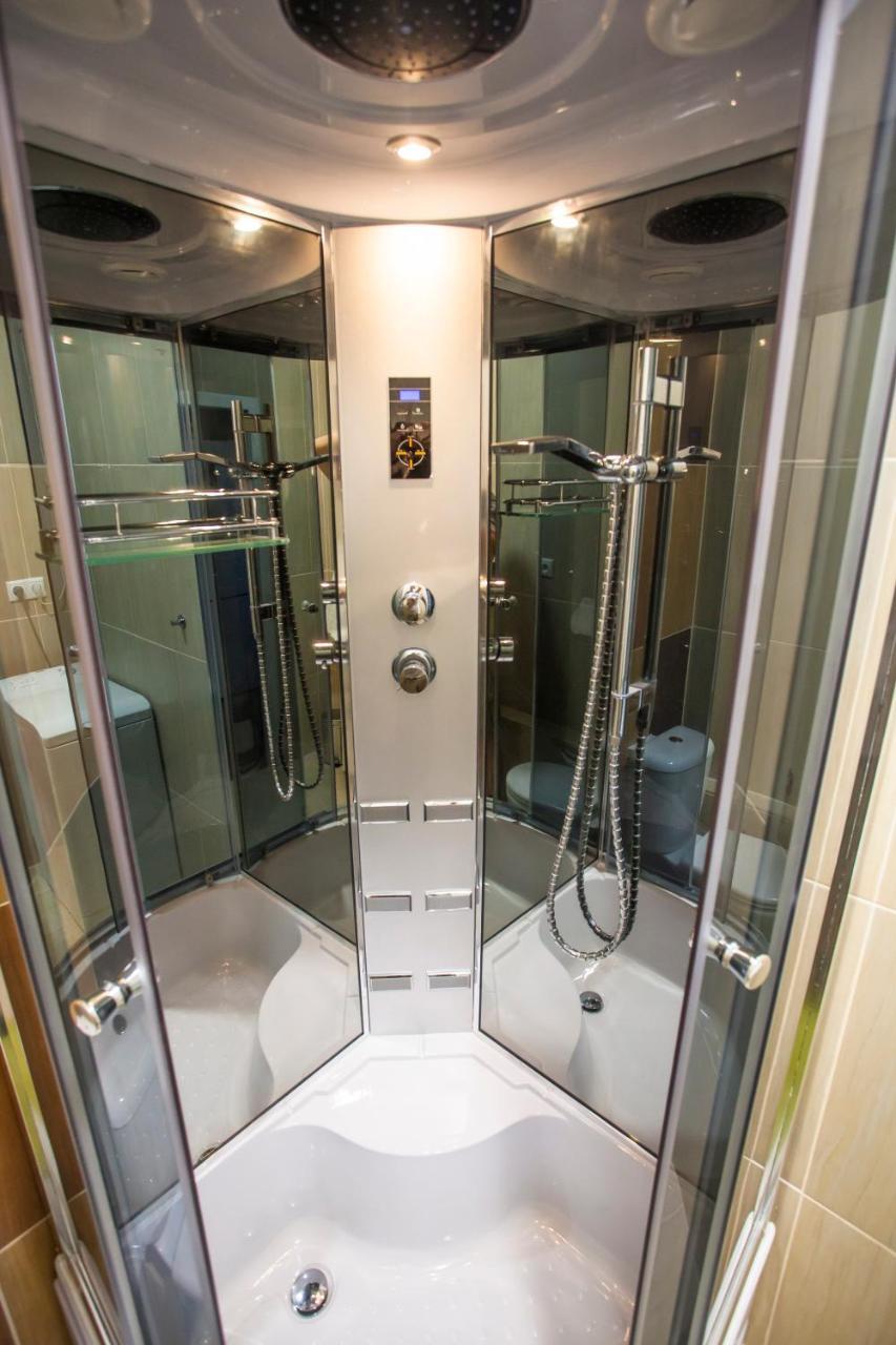 Studio Apartment Petrzalka Air-Conditioned 24H Check-In Bratislava Ngoại thất bức ảnh